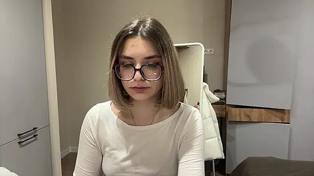 Chatroom XXX en direct de AnnaVelvetFire
