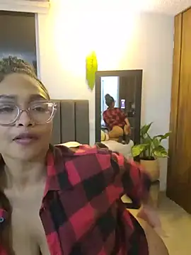XXX chat uživo modela BiiancaEstradaa