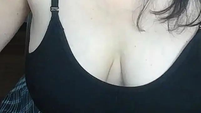 LiluGrants Adlı Modelin Canlı XXX Sohbeti