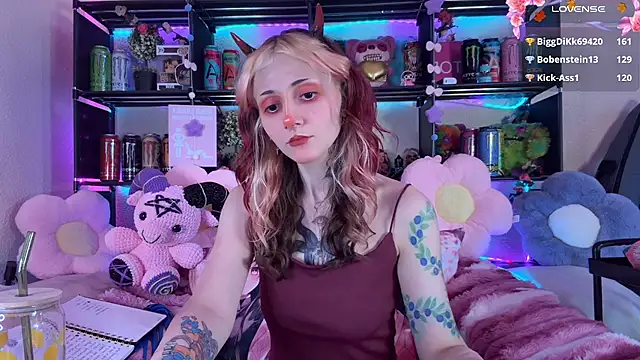 _Devill_Baby XXX чат на живо