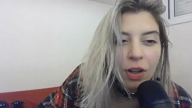 Chat XXX en directo de Lize_Ash