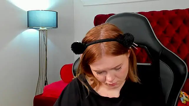 Chat XXX en directo de ElinaVale