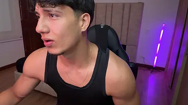 CHRIS_MORGAN1 Chat XXX in diretta