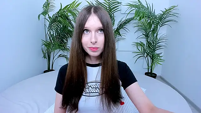dark_k1tty's Live XXX Chat