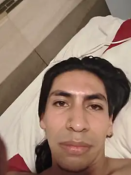 Chakalon43's Webcam Show