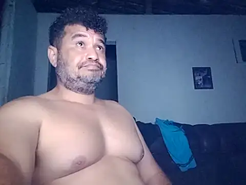 צ'אט XXX בשידור חי של tarra122
