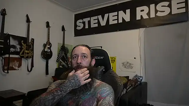 แชท XXX สดของ StevenRiseNYC