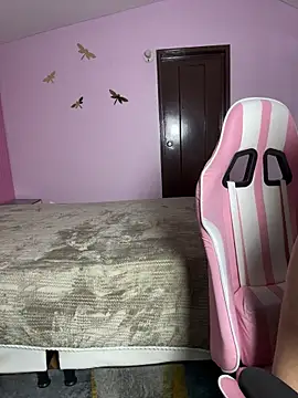 Chat XXX en directo de RebelKitty_