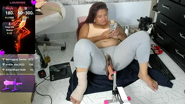 Chat XXX en directo de hot-timefun