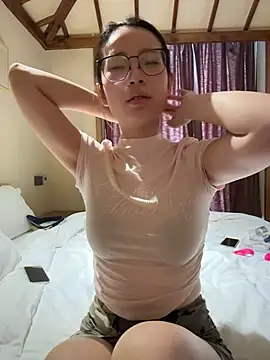 Czat XXX na żywo – xiaozz-001