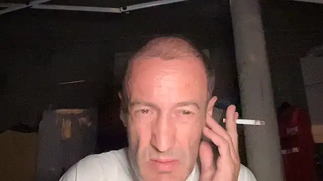 XXX chat uživo modela SiciliMan