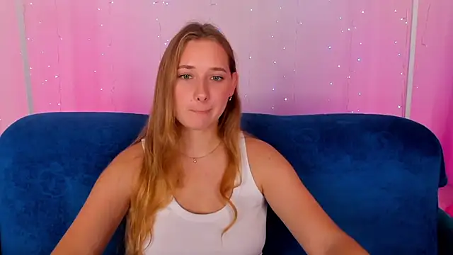 AlinaVice Adlı Modelin Canlı XXX Sohbeti