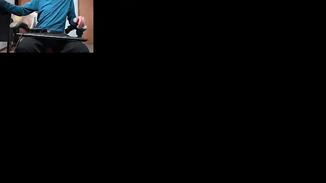Opondestre00420's Live XXX Chat