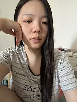 xiaoxiao0611 现场XXX聊天