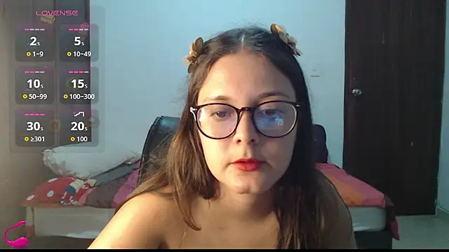 Živý XXX chat MadieeLorez