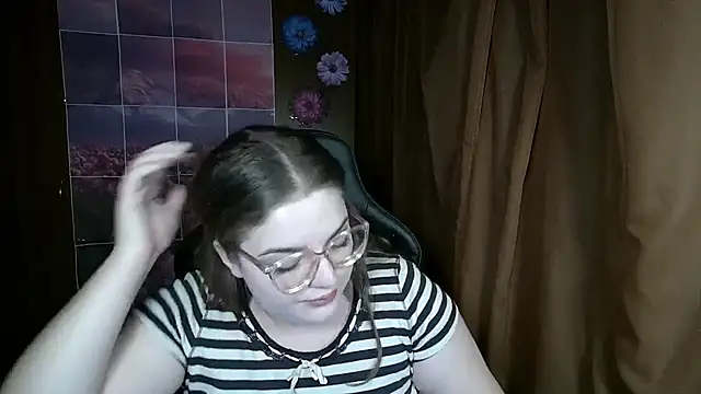 XXX chat uživo modela Teasing_Dora