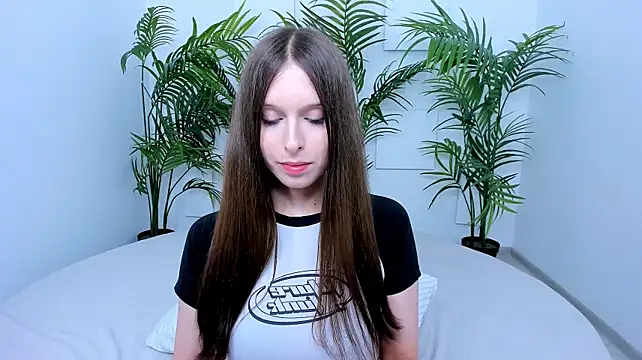 dark_k1tty Adlı Modelin Canlı XXX Sohbeti