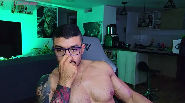 Michael_Diamond Adlı Modelin Canlı XXX Sohbeti