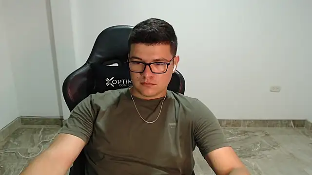 Plug_Control – Naživo XXX chat