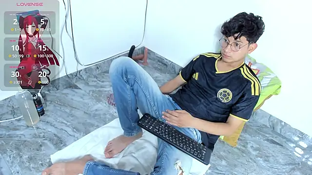 Benjamin_Buster Chat XXX in diretta