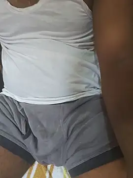 XXXking26n Live XXX chat