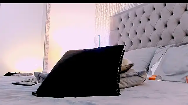 Chat +18 de DianaRed_ ao vivo