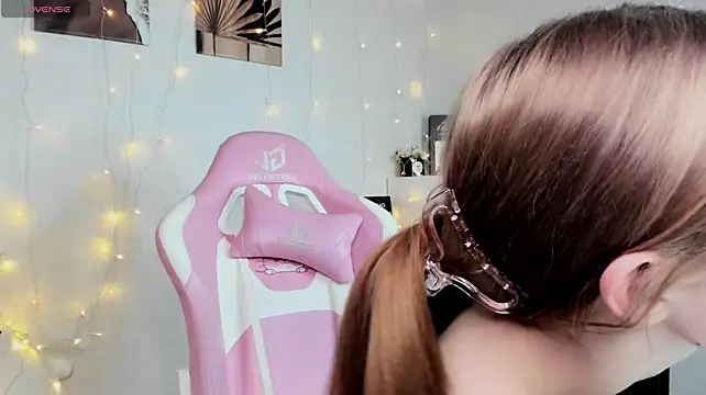 Czat XXX na żywo – BabySunsh1ne_