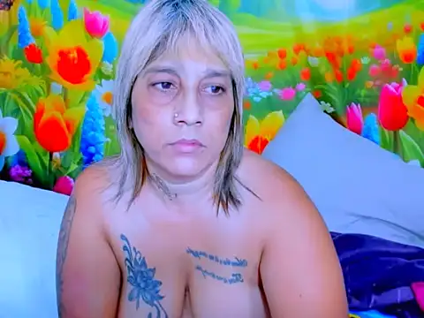 indianroxy Chat XXX in diretta