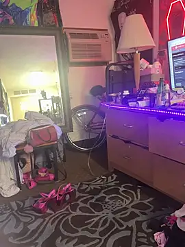 VioletBordeux's Live XXX Chat