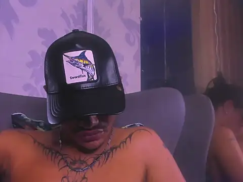 Chatroom XXX en direct de AlexDominus