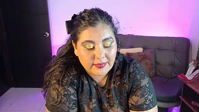 AndreaKinky's Live XXX Chat