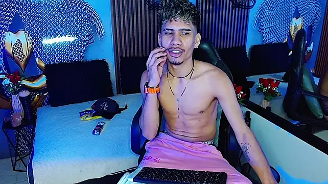 Skinny_cute_Alyer's Live XXX Chat
