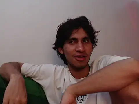 Chat +18 de ElliotAzert ao vivo