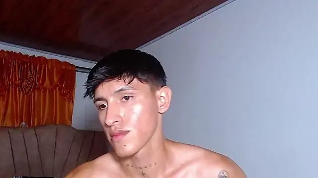 Chat XXX en directo de rowanbig
