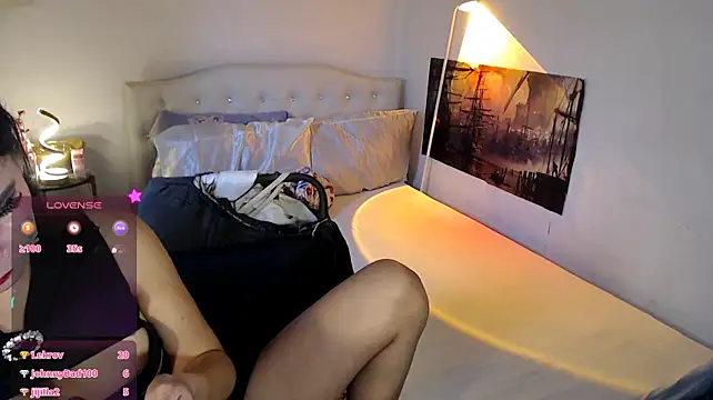 NinaDOM4CUM's Live XXX Chat