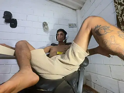 Max_TheHorseDick 现场XXX聊天