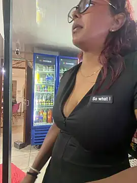 دردشة Cherry_rousse الجنسية المباشرة