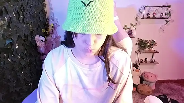Chat XXX en directo de Eymmy_24