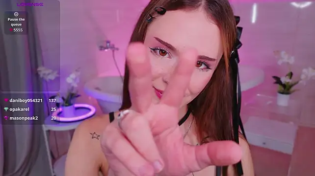 Adetta XXX чат на живо