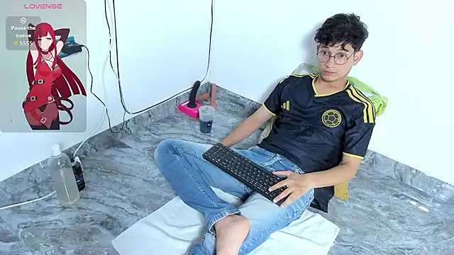 Benjamin_Buster's Live XXX Chat