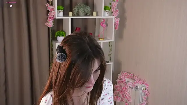 Mirelune's Live XXX Chat