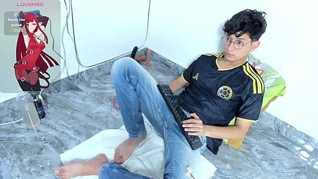 Benjamin_Buster Live XXX-Chat