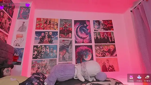 MissCurvyTop's Live XXX Chat