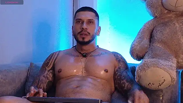 XXX chat uživo modela Seth_Vegaa