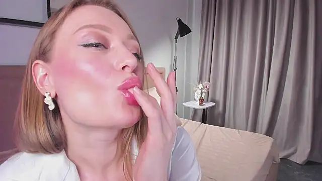 Chat XXX en directo de EvelynPoole
