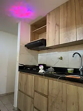 Camistar18 Adlı Modelin Canlı XXX Sohbeti