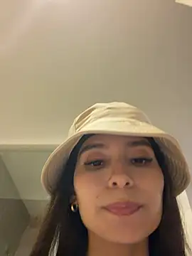 velvetluna_ élő XXX-chatje