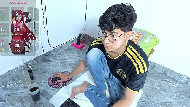 Benjamin_Buster Live XXX Chat