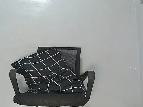 Natsboii XXX чат на живо