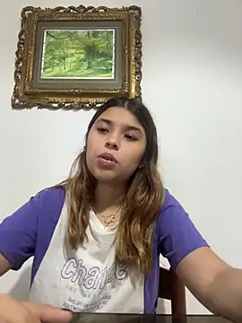 Czat XXX na żywo – baddieasiantv